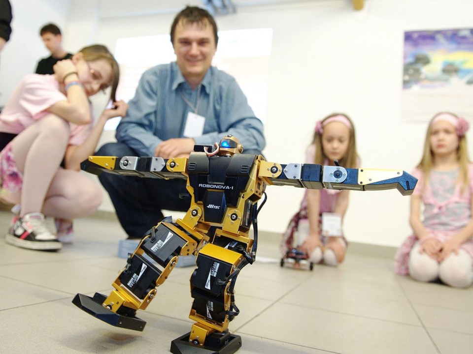 Nyíregyházán is zajlik a Magyar Ifjúsági Robot Kupa válogatóversenye
