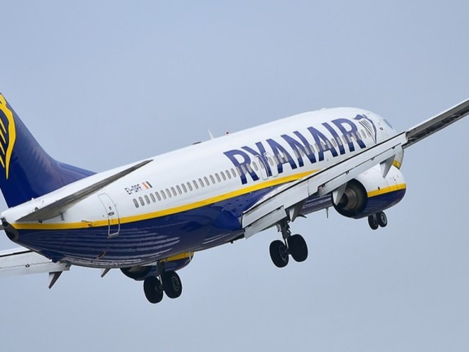 Több utas elájult a Ryanair Budapest–Edinburgh járatán