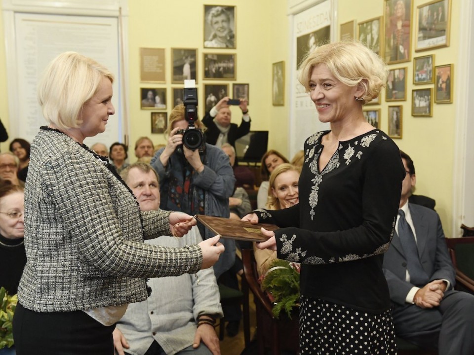 Aase-díjat kapott Szabó Márta