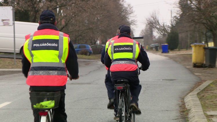 Új kerékpárok a polgárőröknek