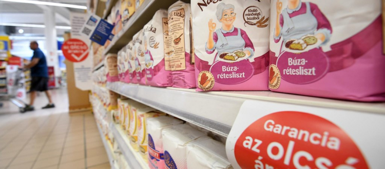 Jó hír a vásárlóknak – egyre több üzlet jelenti be, hogy csökkenti az élelmiszerek árát