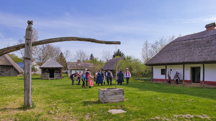 Falusi Majális a Sóstói Múzeumfaluban