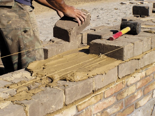 Vályogvakolat-készítő workshop a múzeumfaluban