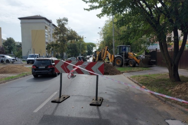 Hétfőn nehezebb lesz közlekedni a Kossuth utcán