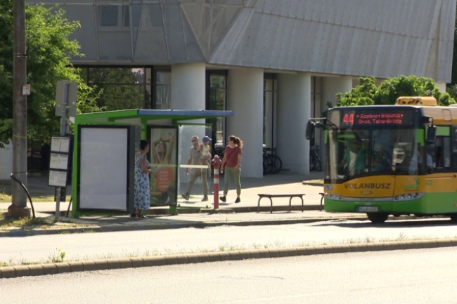 Új menetrend – Kedvezményekkel indul a nyári közösségi közlekedés Nyíregyházán