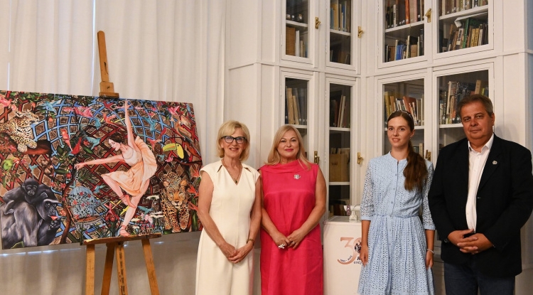 Színek és üzenetek – Egyedülálló kiállítás a Kállay Gyűjteményben