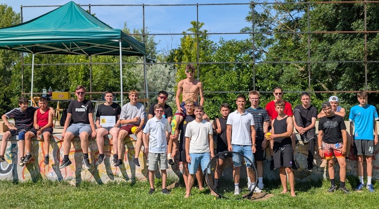 Sikerrel zárult a régió első Roundnet Bajnoksága Nyíregyházán