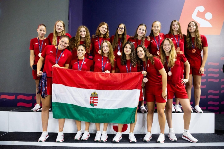 Nyíregyházi nevelésű vízilabdázó nyakában is EB bronz az U16-os magyar válogatott tagjaként!