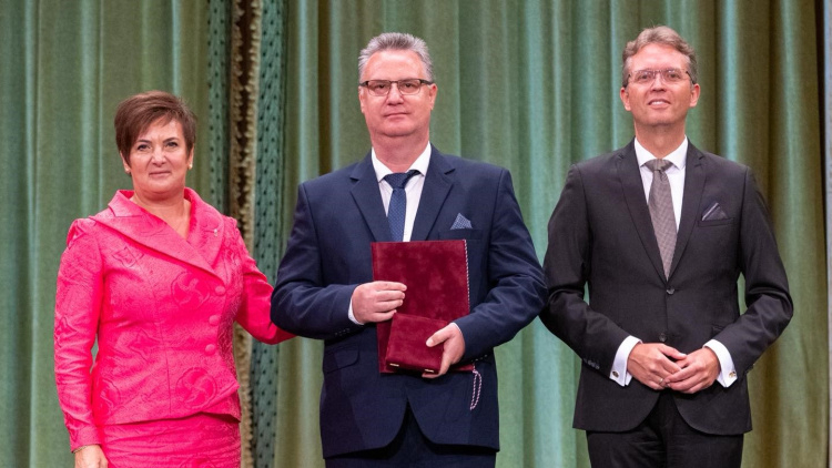 Rangos elismerés – Mészáros Szilárd Bessenyei-díjat kapott