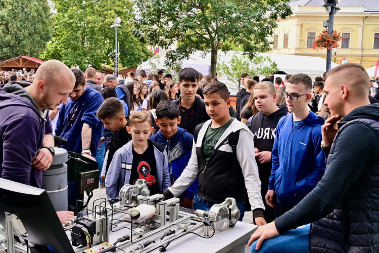 SzakMAfest 2025 – Pályaválasztási és pályaorientációs fesztivált rendeznek Nyíregyházán