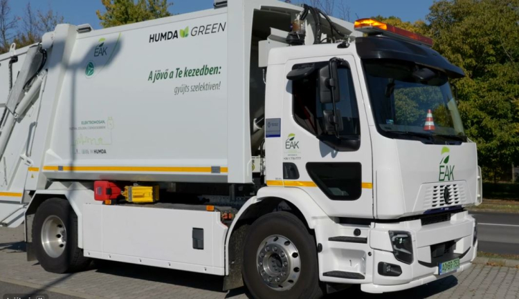 Elektromos kukásautókkal gyűjtik a hulladékot Nyíregyházán – az ÉAK Nonprofit Kft. tapasztalatai a jövő technológiájáról
