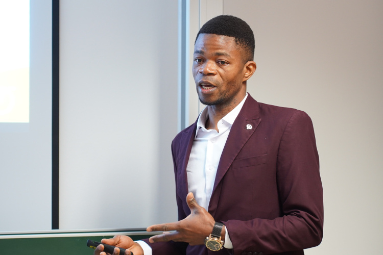 Hazavinné a tudást - a Sierra Leone-i hallgató szerint működik a fenntartható mezőgazdaság