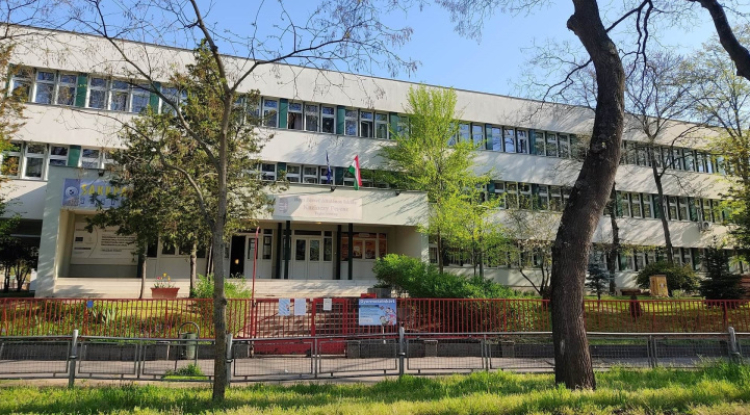 Egy lépést tehetnek a jövő felé a látogatók a Kazinczy nyílt napján