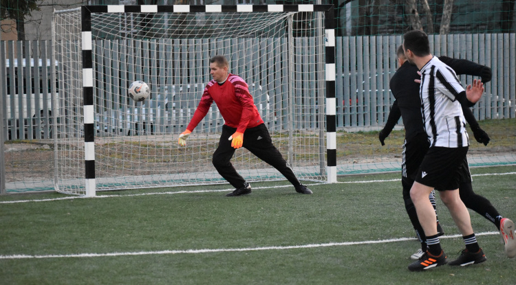 Féltávnál a kispályás bajnokság tavaszi idénye