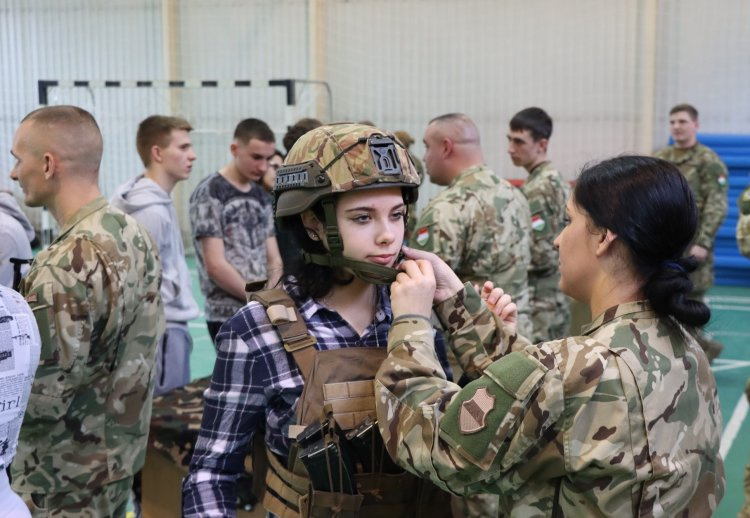 Először ballagnak honvéd kollégisták Nyíregyházán