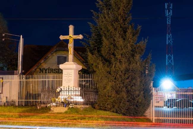 Galíciából Borbányára – egy házasság emlékét őrzi a kétnyelvű kereszt