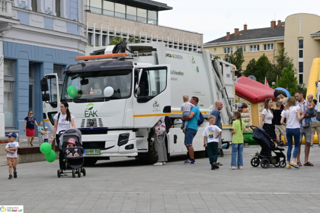 Szemléletformás játékosan kicsiktől a nagyokig