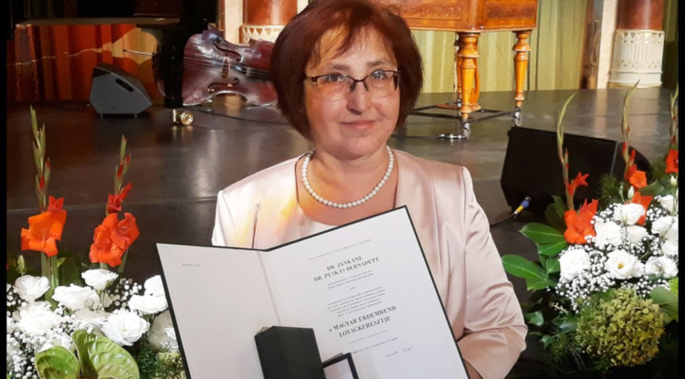 Elhunyt dr. Puskás Bernadett művészettörténész, egyetemi tanár