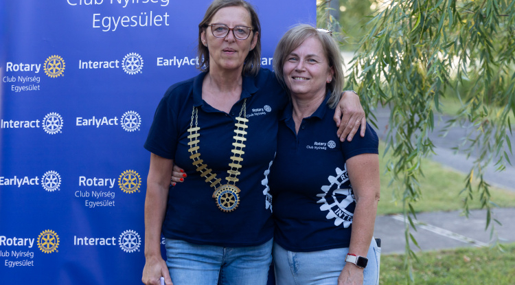 Elnöki láncátadóval zárult a rotarys év a Rotary Club Nyírségnél