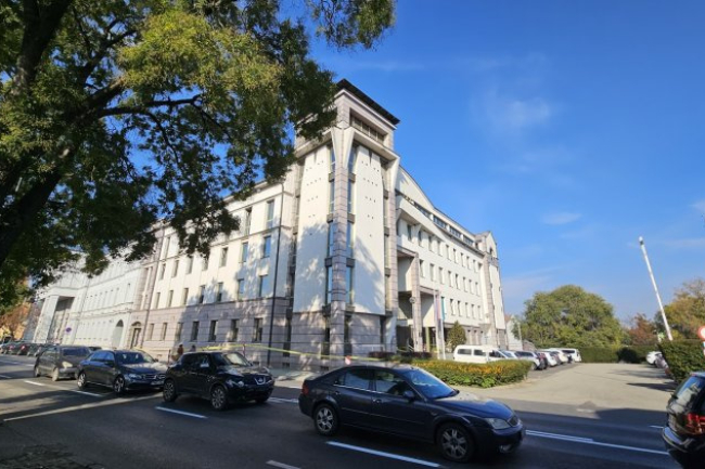 Két héten belül kétszer is meglőtte ismerősét légpuskával egy férfi – vádat emelt ellene az ügyészség