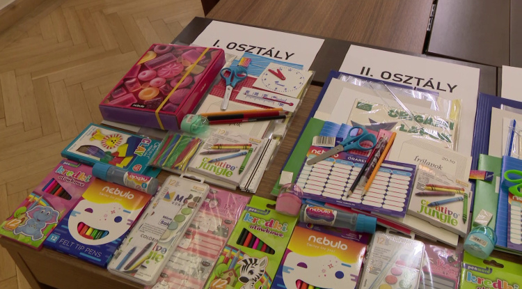 Iskolakezdés – Számos területen támogatja a családokat az önkormányzat