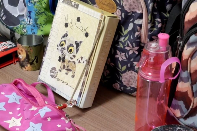 Megkapták a gyerekek az iskolatáskákat és tanszereket