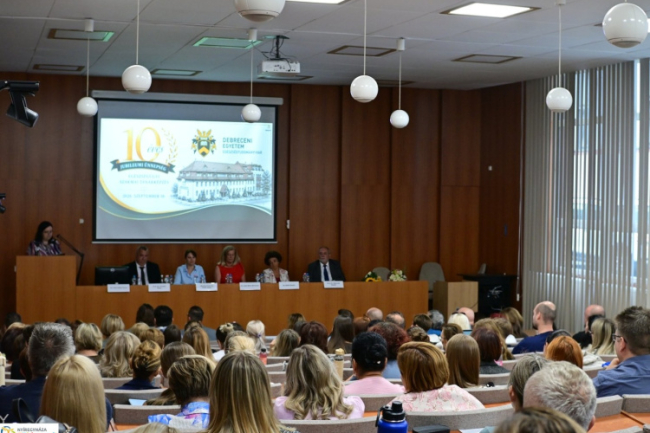 Jubileum – Tízéves a Debreceni Egyetem egészségügyitanár-képzése