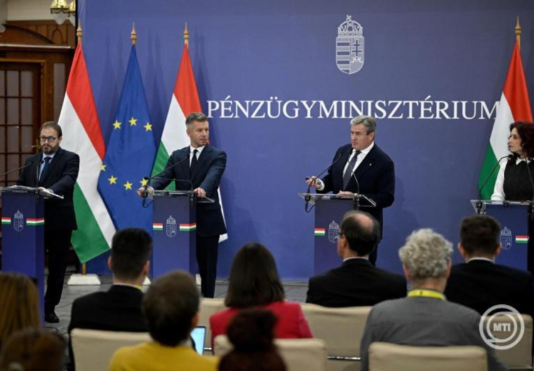 Akár 15 millió forint felújításra – családi házak, társasházak és panellakások is támogatást kaphatnak!